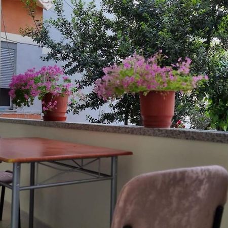 Aaa Apartment Berat Buitenkant foto