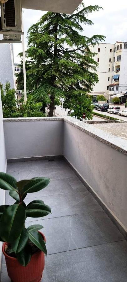 Aaa Apartment Berat Buitenkant foto