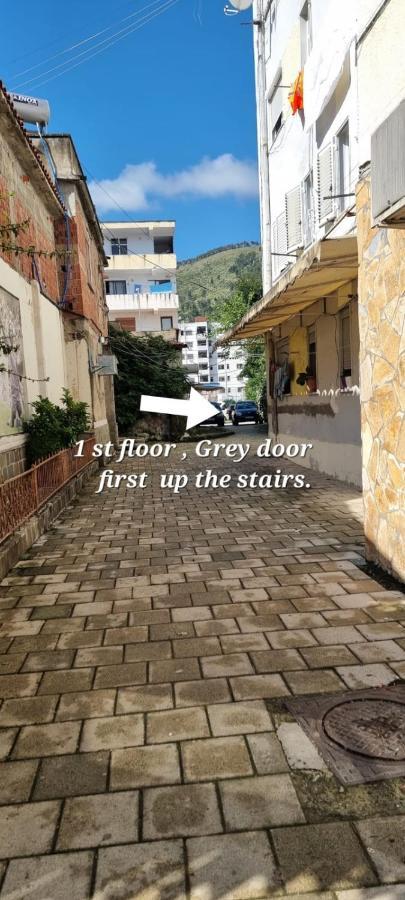 Aaa Apartment Berat Buitenkant foto